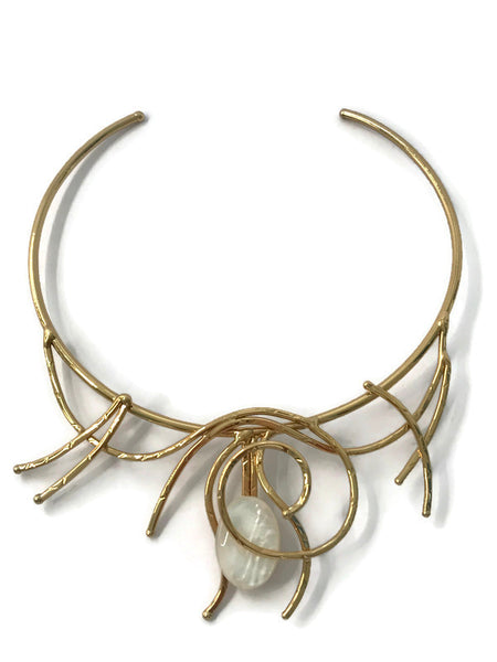 Collier martelé "Iris", avec nacre, argenté ou doré